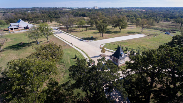 Gateway Village - Saddle Creek