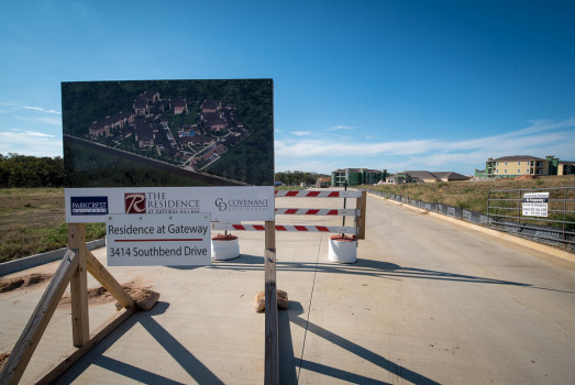 Gateway Village - The Residence