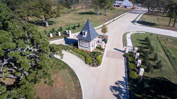 Gateway Village - Saddle Creek